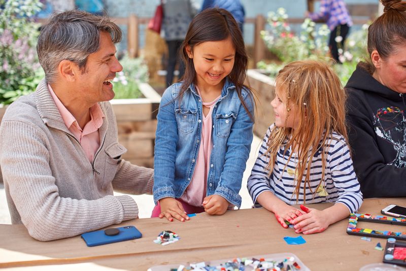 Thumbnail image for event called Family Studio Workshop: Mosaic Portraits